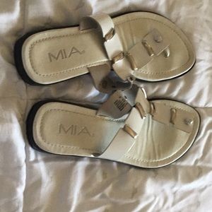 Mia Thong Sandals